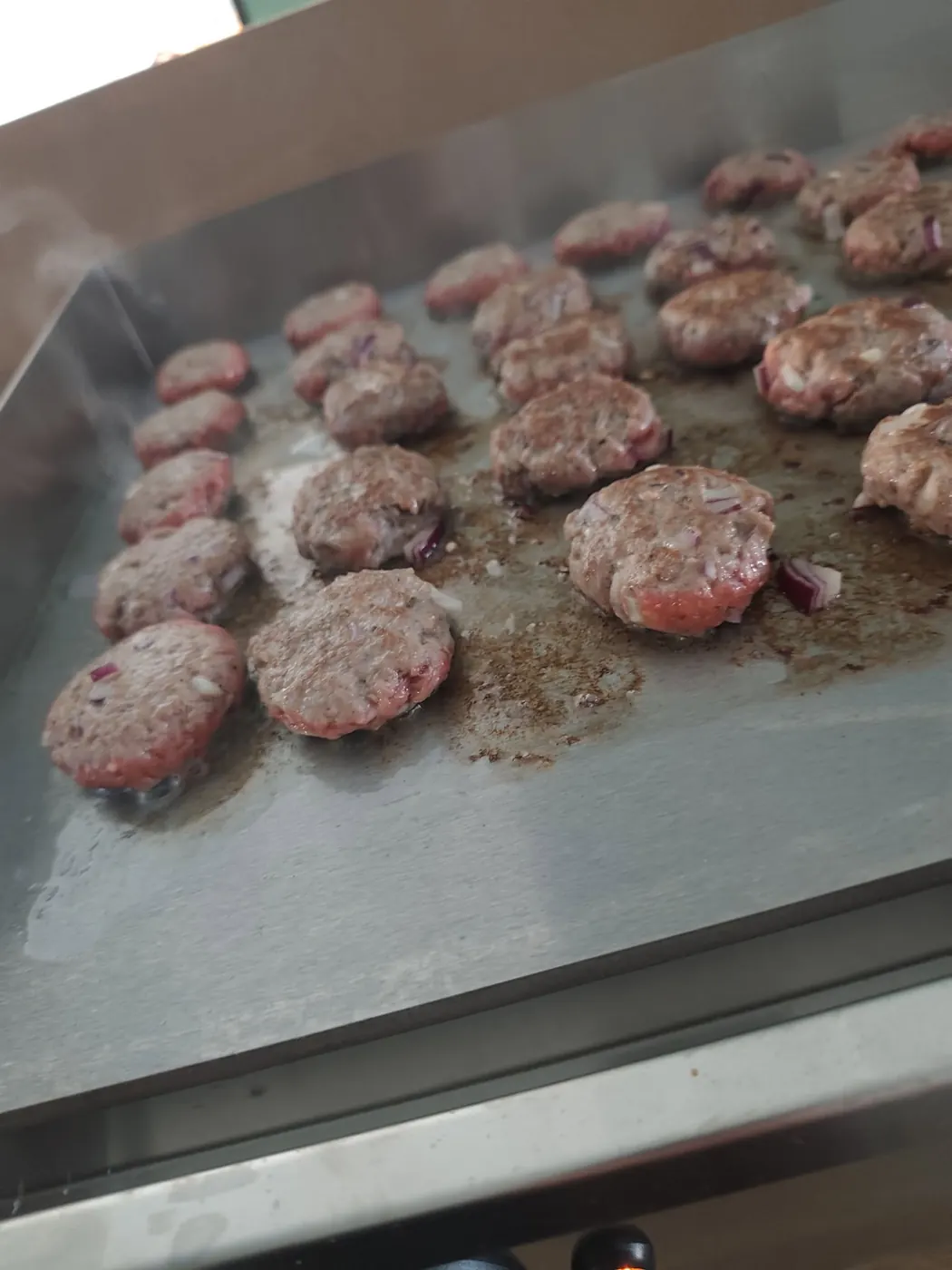 Boulettes maison en cuisson